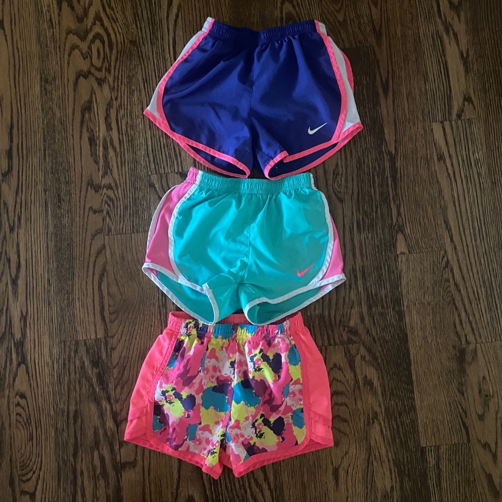 Lot of 3 athletic shorts for girls